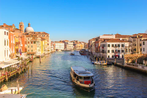 Venetian Lagoon: Murano and Burano 4-hour Adventure