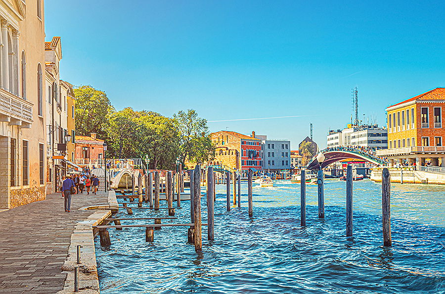  Venise
- ponte-della-costituzione-venezia-santa-croce.jpg