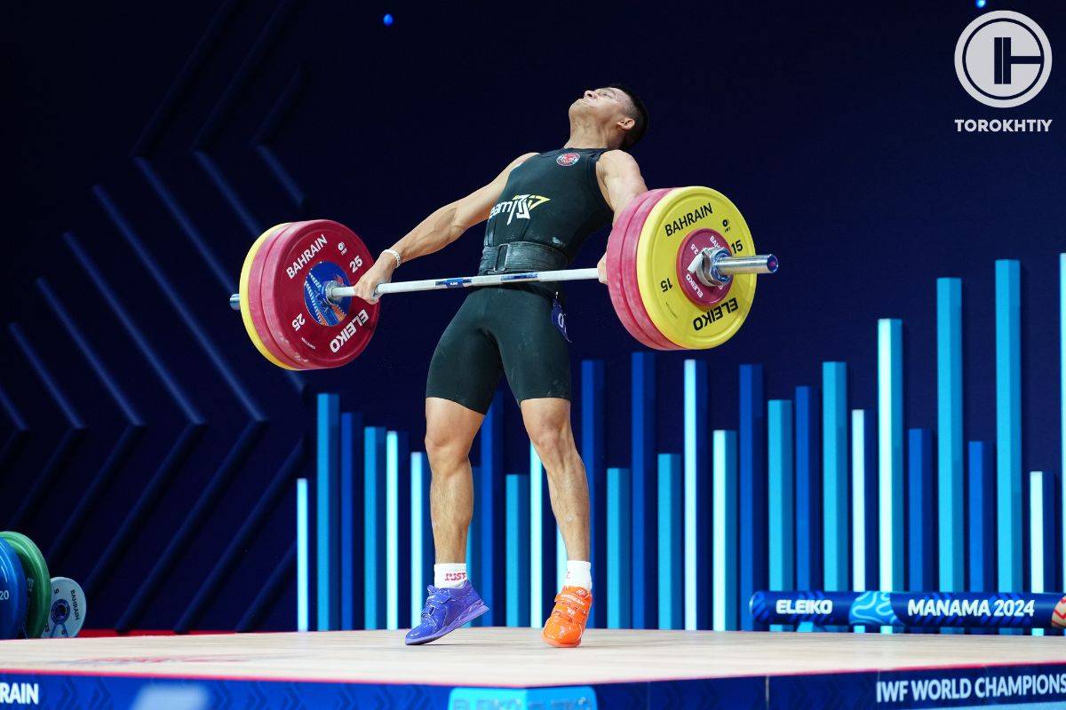flat-powerlifting-shoes Hook Grip