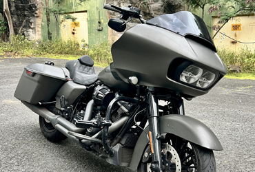 2019 HARLEY-DAVIDSON ROAD GLIDE SPECIAL motorcycle for rent near Honolulu, HI