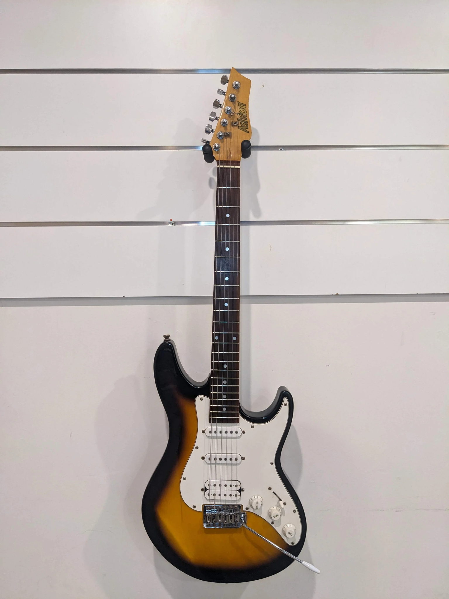 Artist HSS (Wilkinson pickups) Electric Guitar with Accessory Kit