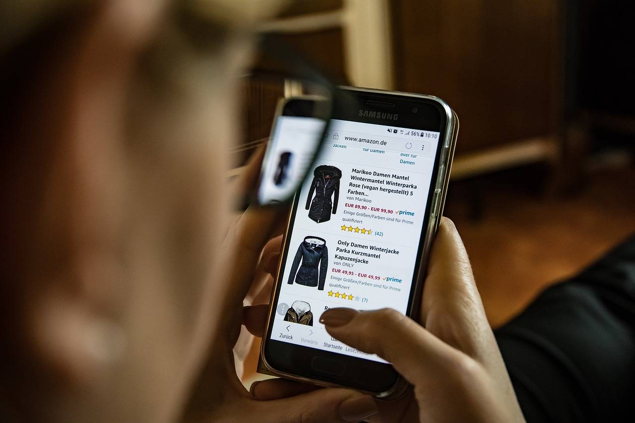 Mobile eCommerce constitutes up to 60% of global eCommerce sales