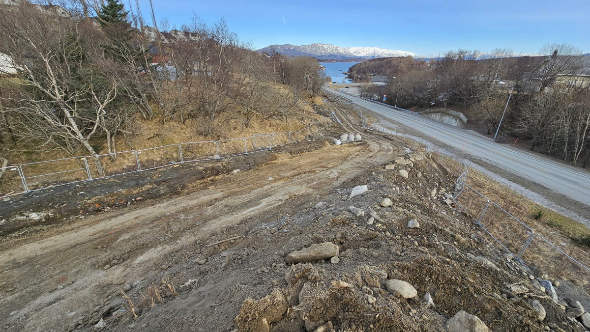 Vågendalen GS, VOA, Vei