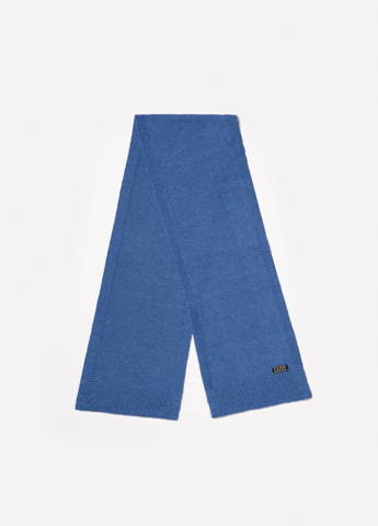 gorro naranja y calcetines de rayas, complementos