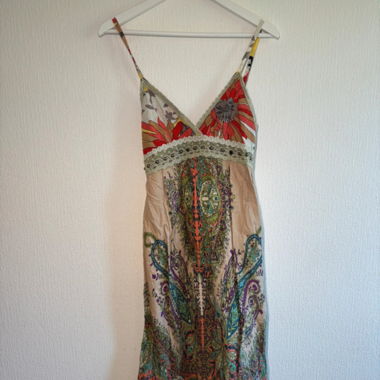 Robe à bretelles 