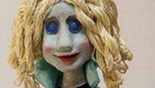 puppentheater museum frau