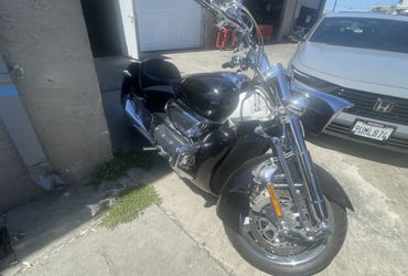 2004 HONDA NRX1800 VALKYRIE RUNE (CHROME WHEELS) motorcycle for rent near Los Angeles , CA