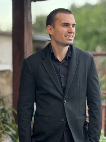 Tino Kosta