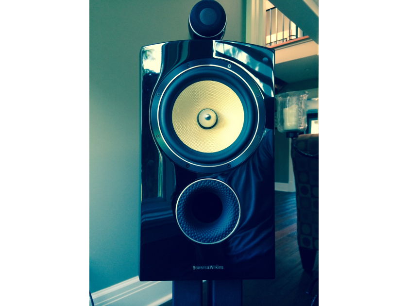 Bowers and Wilkins 805D Standmounts