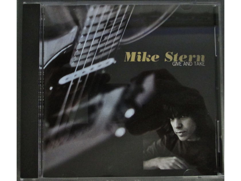 MIKE STERN (JAZZ CD) - GIVE AND TAKE (1997) ATLANTIC JAZZ 83036-2