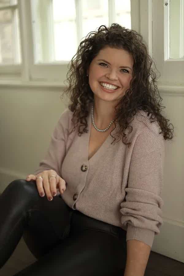 Dr. Keila Roesner, ND