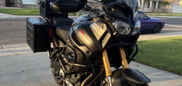 2014 YAMAHA SUPER TENERE ES motorcycle for rent near Hanford, CA