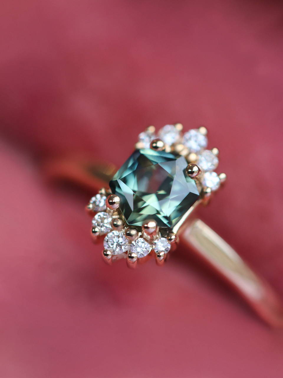 Sapphire engagement rings