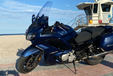 2018 YAMAHA FJR1300ES motorcycle for rent near Fort Lauderdale, FL