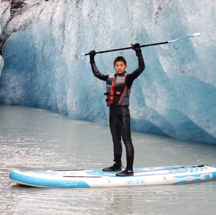 Funwater product and sell best inflatable SUP in Canada