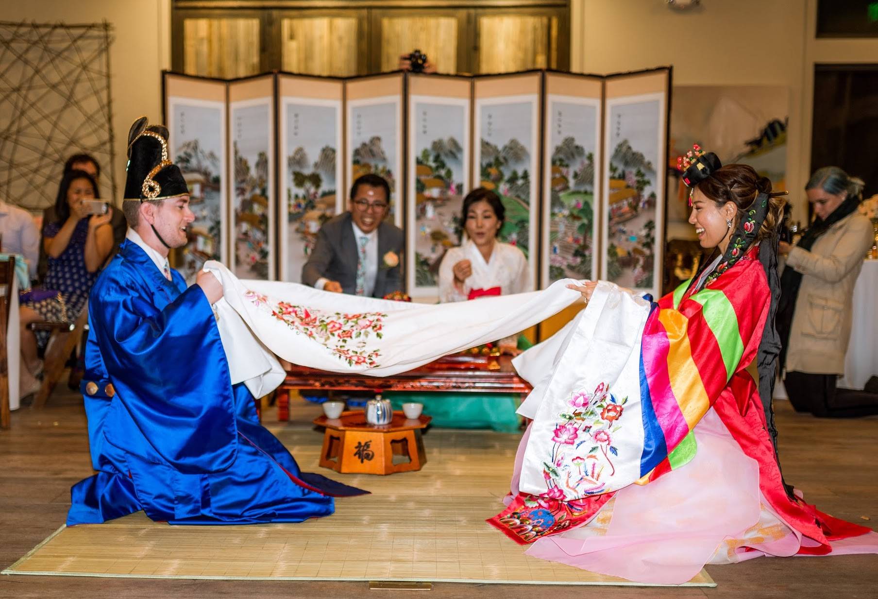 KOREAN TRADITIONAL PAEBAEK TEA CEREMONY