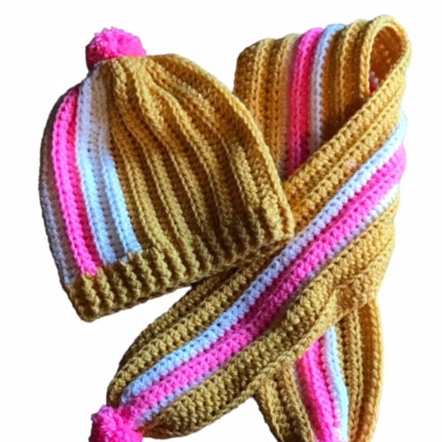 Haakpatroon combi geribbelde sjaal, muts en wantjes met streep