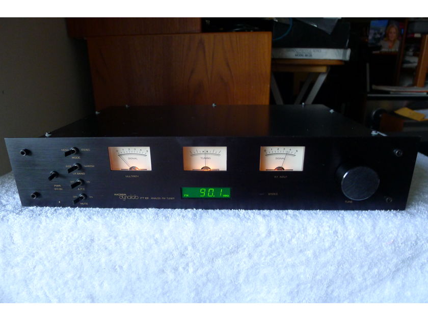 MAGNUM DYNALAB  101 CLASSIC FM TUNER