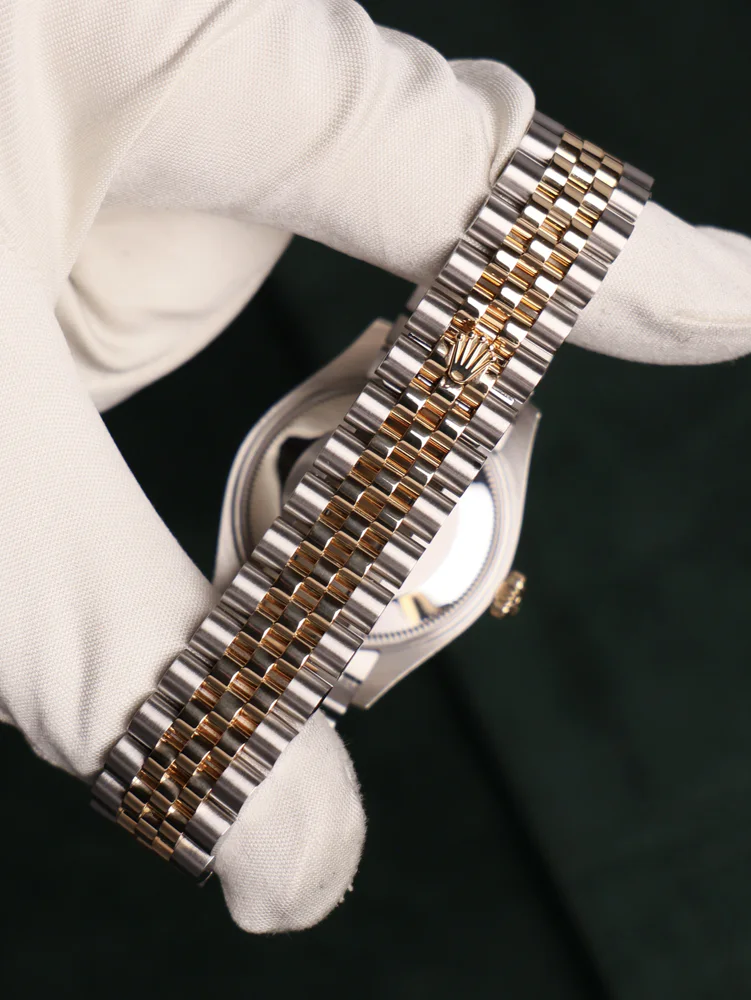 Green VI Roman Jubilee Box + Papers 2020