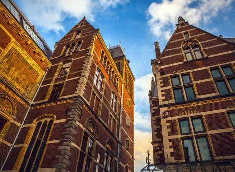 Amsterdam: Rijksmuseum Guided Tour and Ticket