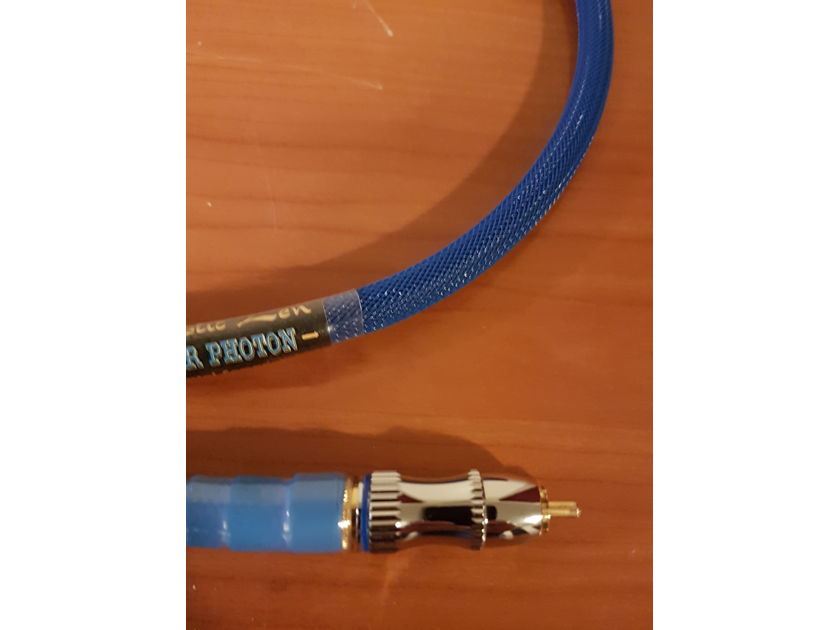Acoustic Zen Silver Photon Coaxial Digital Cable. 1 meter. RCA.