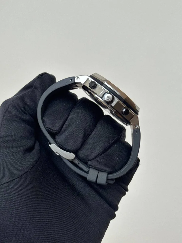 Audemars Piguet Royal Oak Offshore Chronograph Elephant 26470ST.OO.A104CR.01