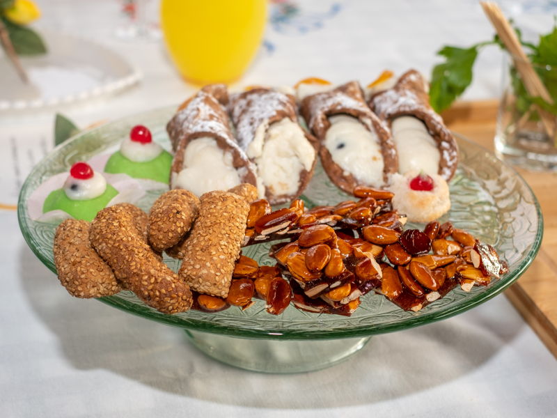 Cooking classes Menfi: Sicily on the table: brunch with local dishes and wine