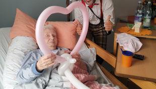 luftballonmodellage seniorenheim