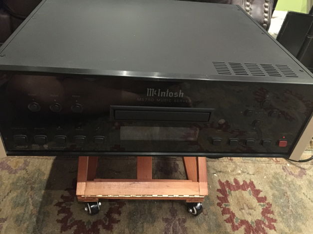 Mcintosh  MS750 Musi Server "Does Not Boot Up"