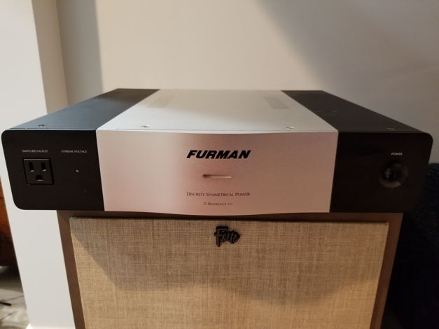 Furman IT Ref 15i Discrete Symmetrical Power Filter