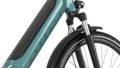 Gazelle Paris C7 elektrische stadsfiets met lage instap, afgebeeld in zijaanzicht op neutrale achtergrond, met Bosch middenmotor, gesloten kettingkast, verende voorvork en zadelpen, MIK-bagagedrager en spatborden – gericht op comfortabel dagelijks gebruik en woon-werkverkeer.