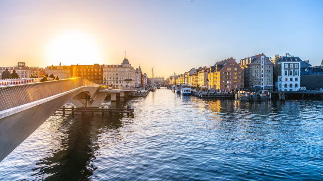 Copenhagen Top Sights with Light Breakfast - photo 1