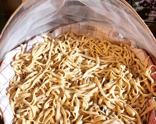 Corsi di cucina Fiano Romano: Strozzapreti all'amatriciana