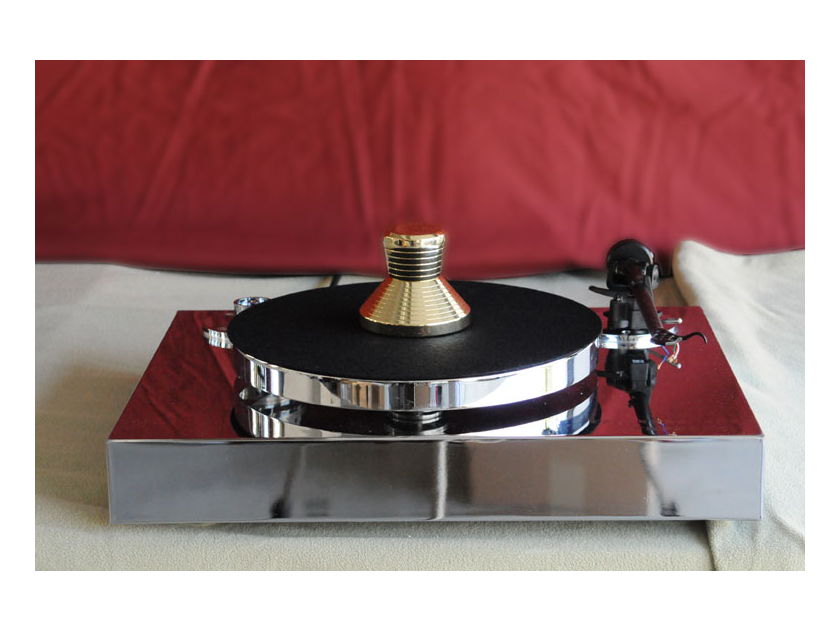 Triangle Art SYMPHONY Turntable **Revolutionary Metal Composite Design**  GORGEOUS. Major breakthrough  and Value**