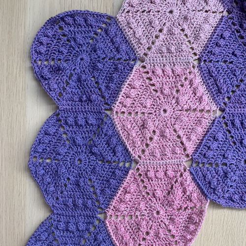 Gehäkelter Sechseckschal Hannah