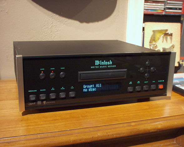 McIntosh MS-750  CD/Server ... Priced to sell
