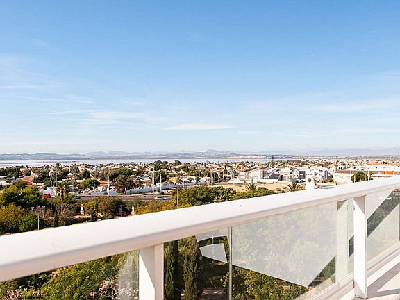  Torrevieja
- 2-bedrooms-penthouse-with-open-views.jpg