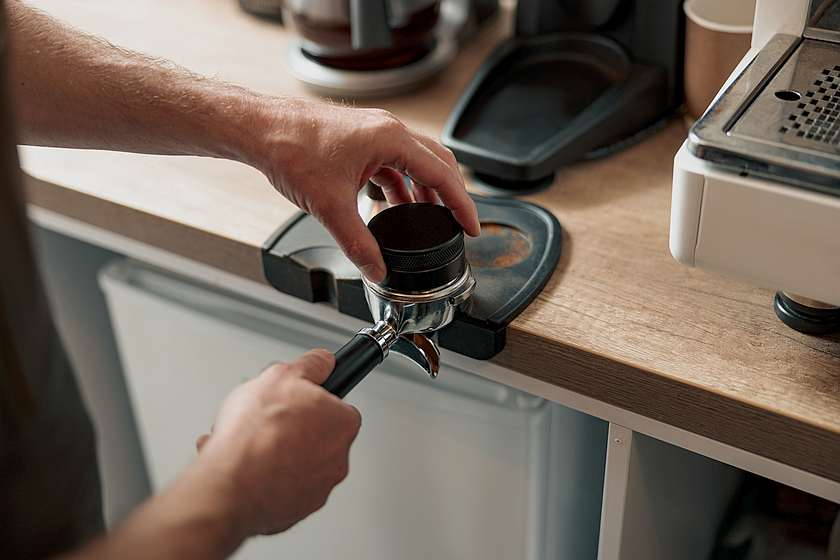 How to Tamp Espresso Like a Pro: A Step-by-Step Guide