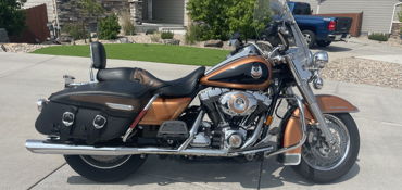 2008 HARLEY-DAVIDSON FLHRC ROAD KING CLASSIC ANNIV. EDT. motorcycle for rent near Peyton, CO