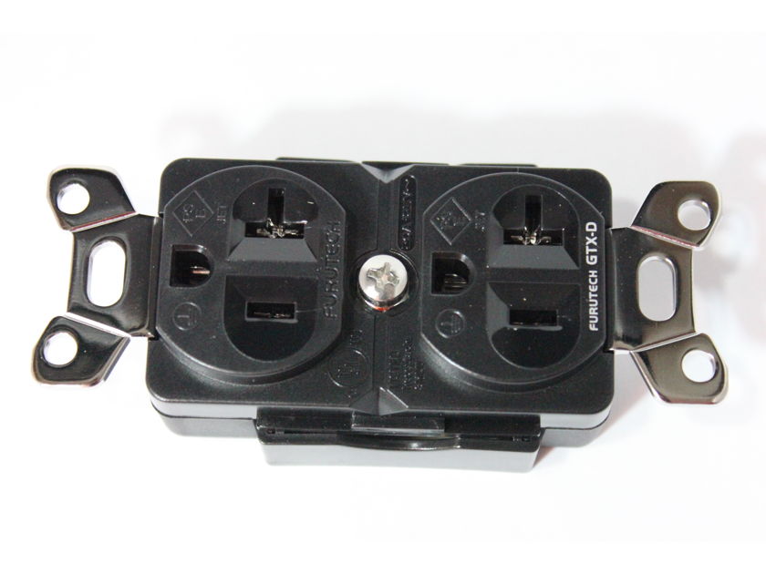Furutech GTX-D  Rhodium plated duplex outlet - open box