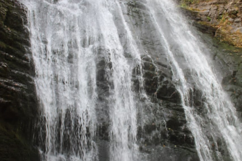 Акармара — водопады и покинутый город 