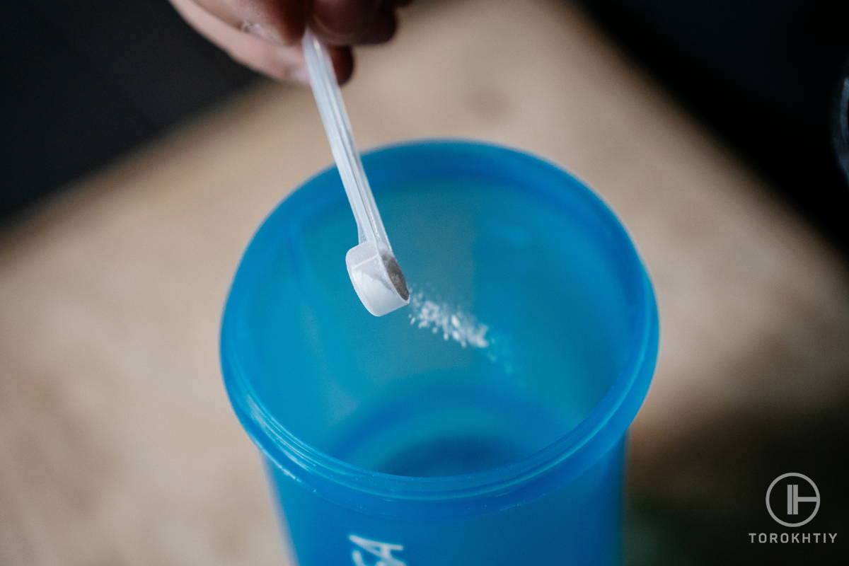 Creatine Mixing With Water