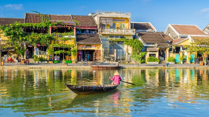 Despite its small size, Hoi An played a significant role as a bustling trading port in Southeast Asia, welcoming merchants from various cultures and contributing to its unique cultural tapestry