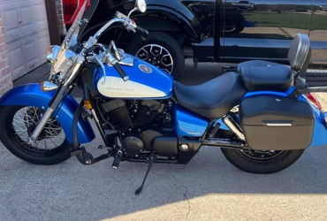 2022 HONDA SHADOW AERO motorcycle for rent near Houston, TX