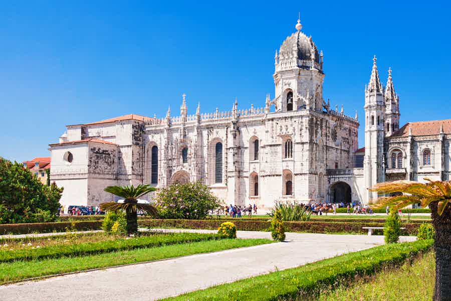 Lisbon Highlights: Private Half-Day Tuk Tuk Adventure Sightseeing - photo 1