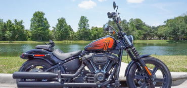 2023 HARLEY-DAVIDSON STREET BOB motorcycle for rent near Orlando, FL
