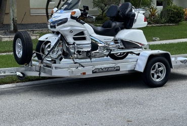 2012 HONDA GL1800 GOLD WING motorcycle for rent near Pembroke Pines, FL