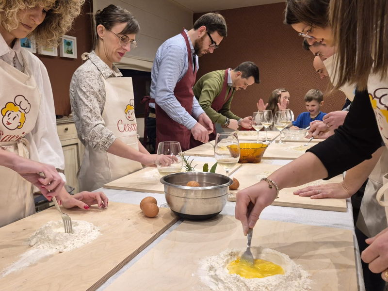 Cooking classes Pocapaglia: Fresh Piedmontese pasta: agnolotti al plin and tajarin