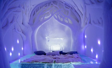 Accommodation in Themed Suite at Sorrisniva Igloo Hotel