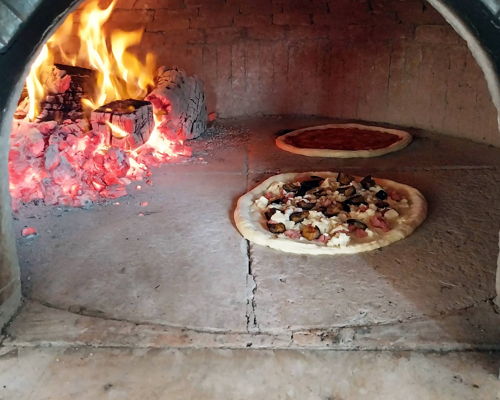 Cooking classes Sorrento: Cooking class on pizza with limoncello and tiramisu